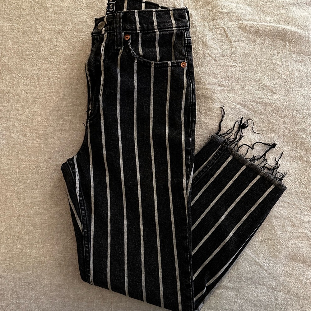 Abercrombie & Fitch - Black with White printed stripe - Denim - Straight Ankle - Picture 1 of 2